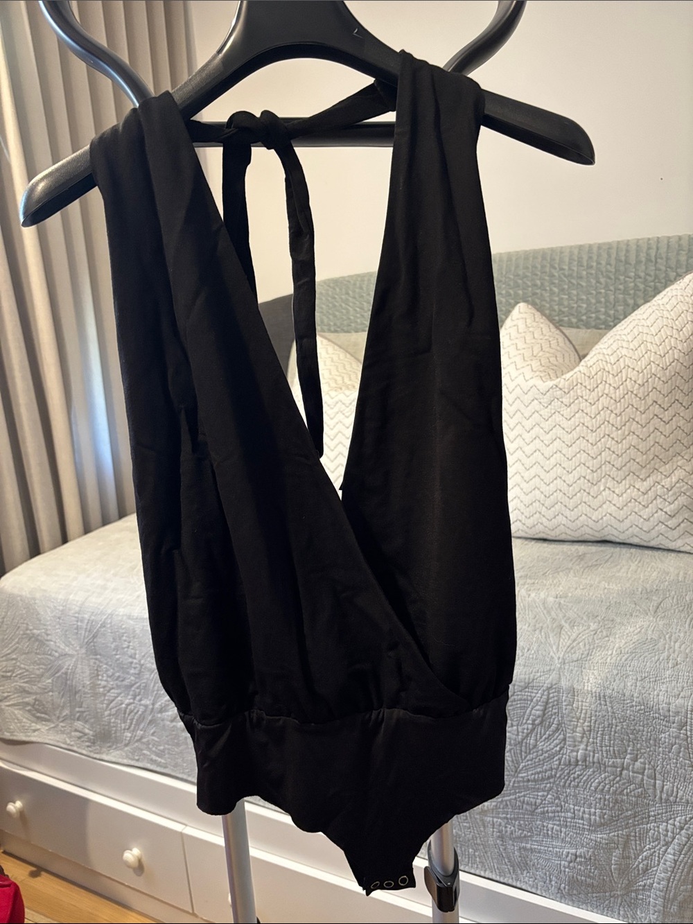 Zara Black Sleeveless Deep V Bodysuit